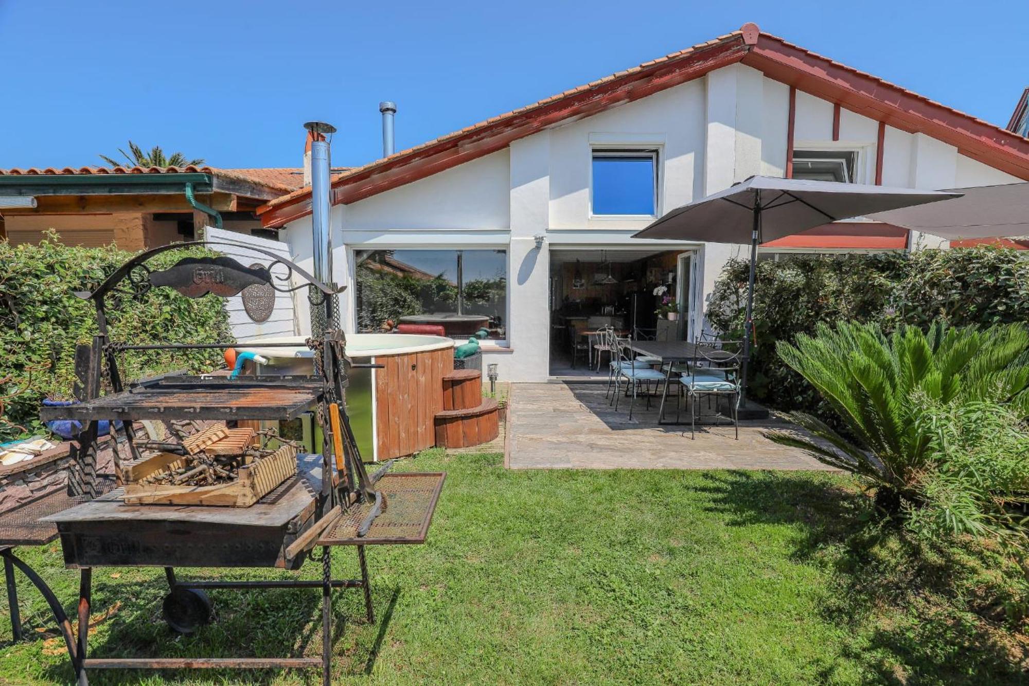 Lodge Terre De Glisse Saint-Jean-de-Luz Exterior photo